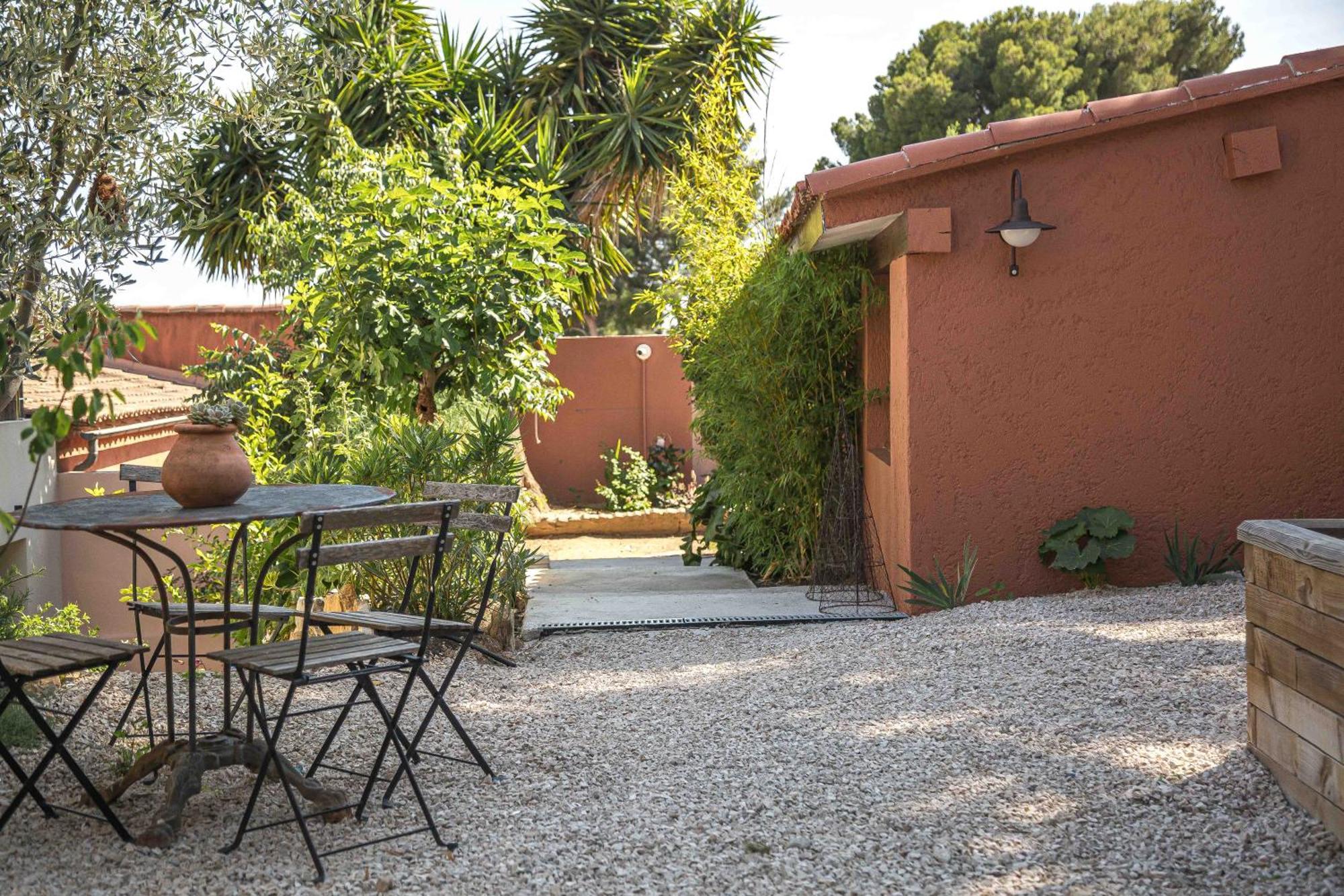 Suites 23 Cassis Exteriör bild