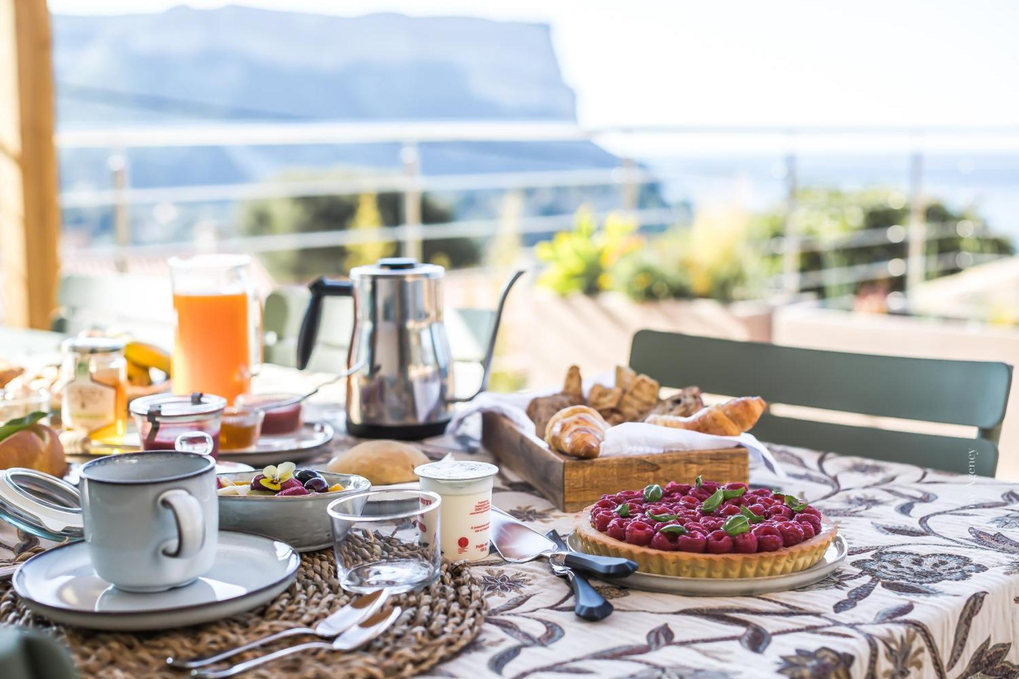 Suites 23 Cassis Exteriör bild